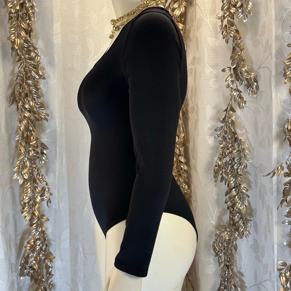 OQQ Black Long Sleeve Bodysuit L Scoop‎ Neck Fitted Balletcore Stretchy - Picture 5 of 7